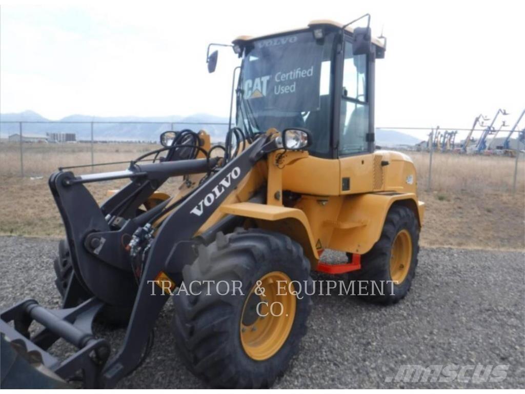 Volvo L30GS Фронтальні навантажувачі