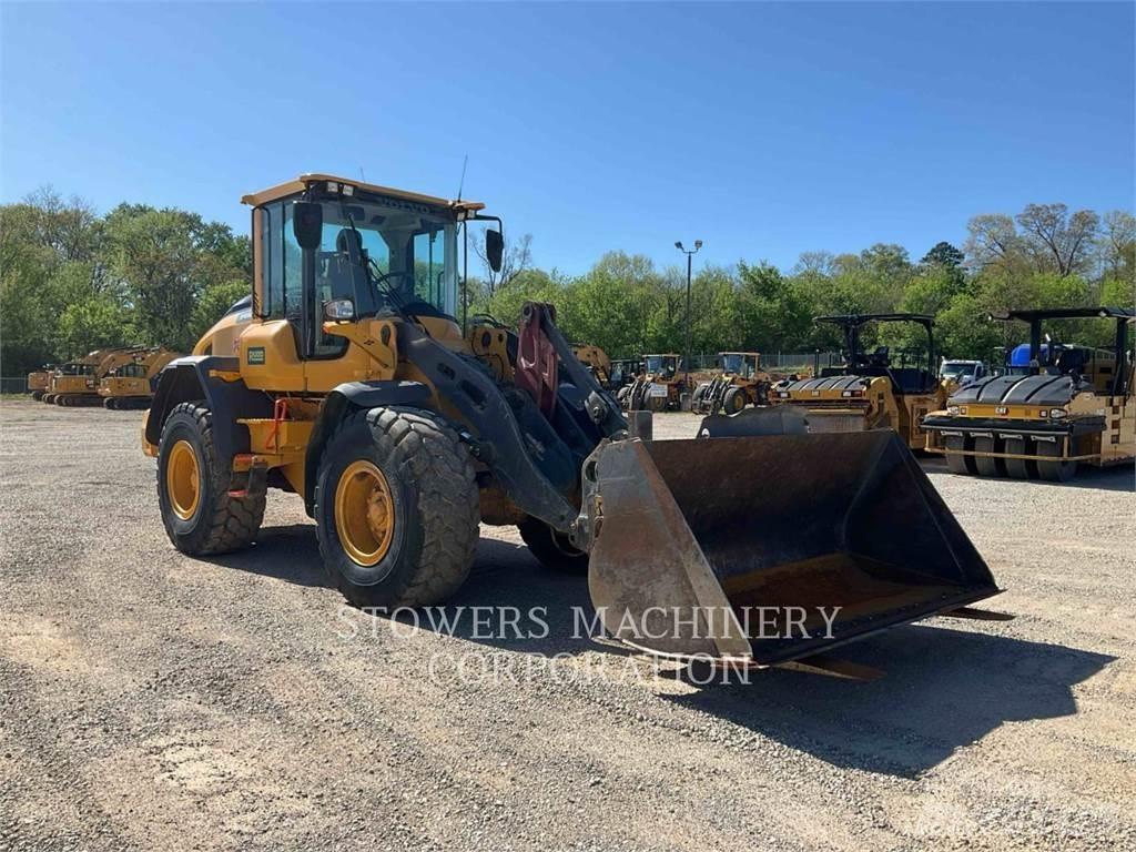 Volvo L60H. Фронтальні навантажувачі
