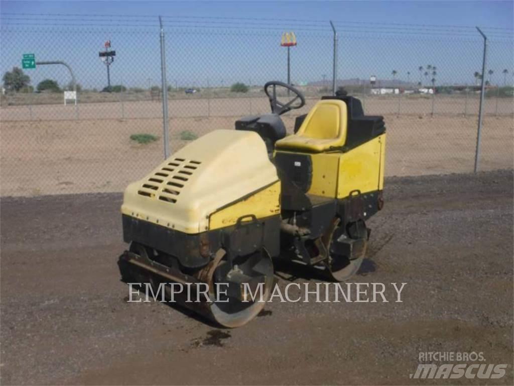 Wacker RD11A Котки тротуарні