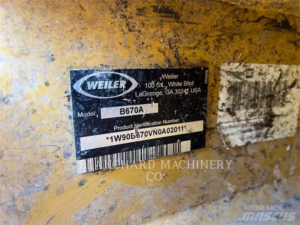 Weiler B670A Валочно-пакетувальні машини