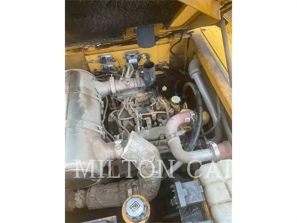 Weiler P385B Асфальтовкладачі
