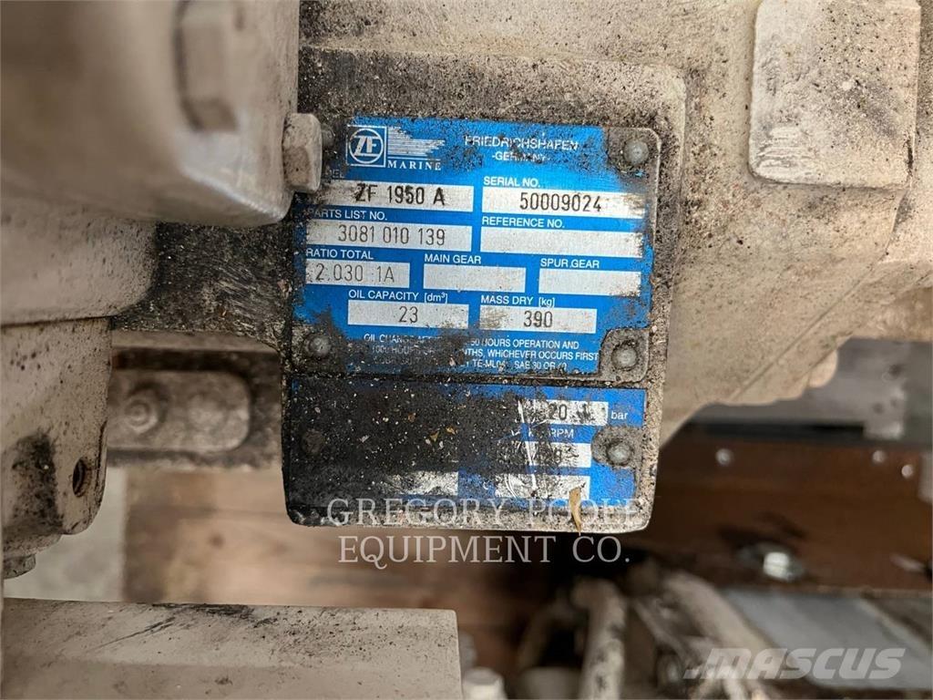 ZF TRANSMISSION 1950A Суднові допоміжні двигуни