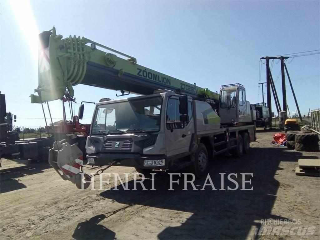 Zoomlion ZTC250V31 автокрани