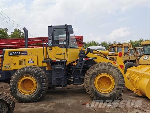 Komatsu WA 380 Фронтальні навантажувачі