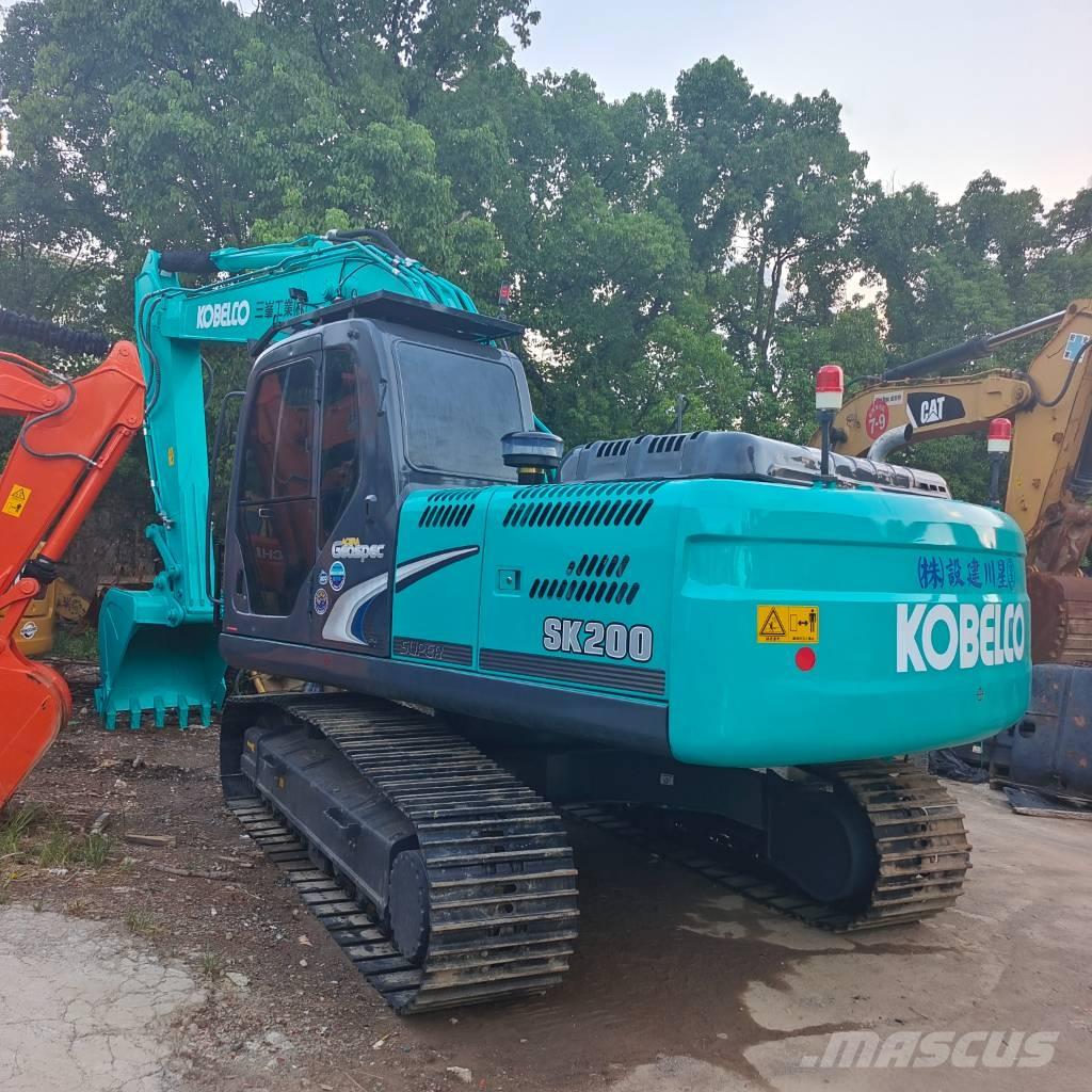 Kobelco SK 200 Гусеничні екскаватори