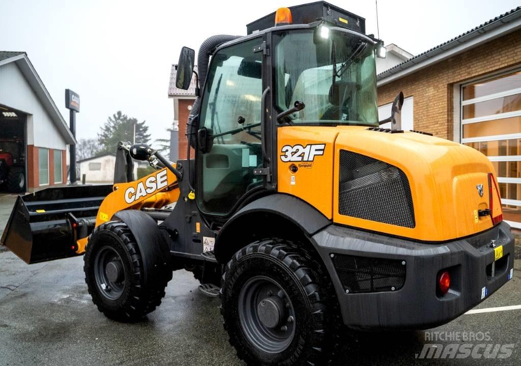CASE 321 F Фронтальні навантажувачі