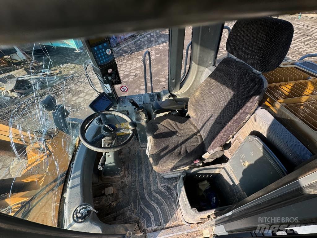 Liebherr L 556 Фронтальні навантажувачі