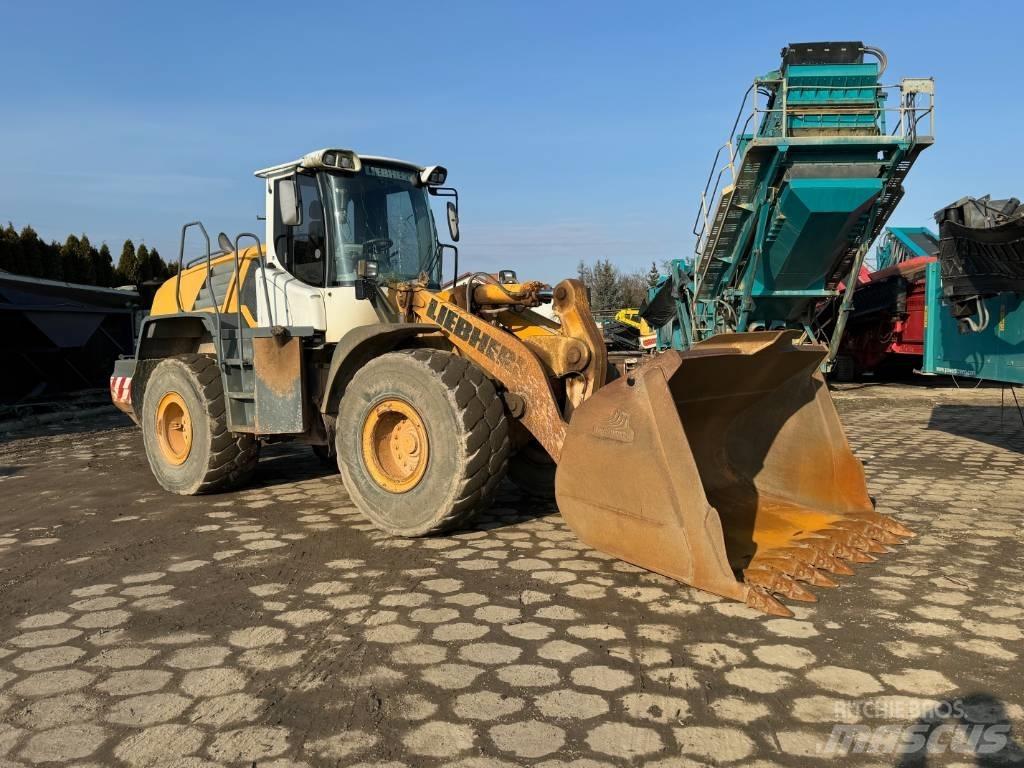 Liebherr L 556 Фронтальні навантажувачі