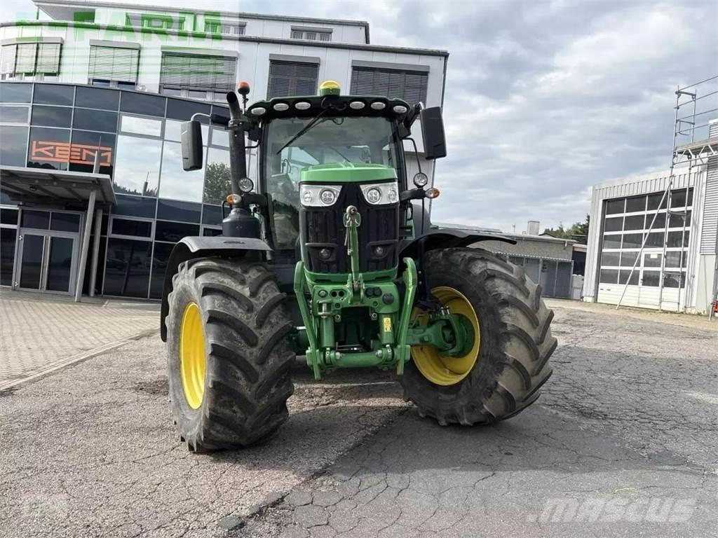 John Deere 6215r Трактори