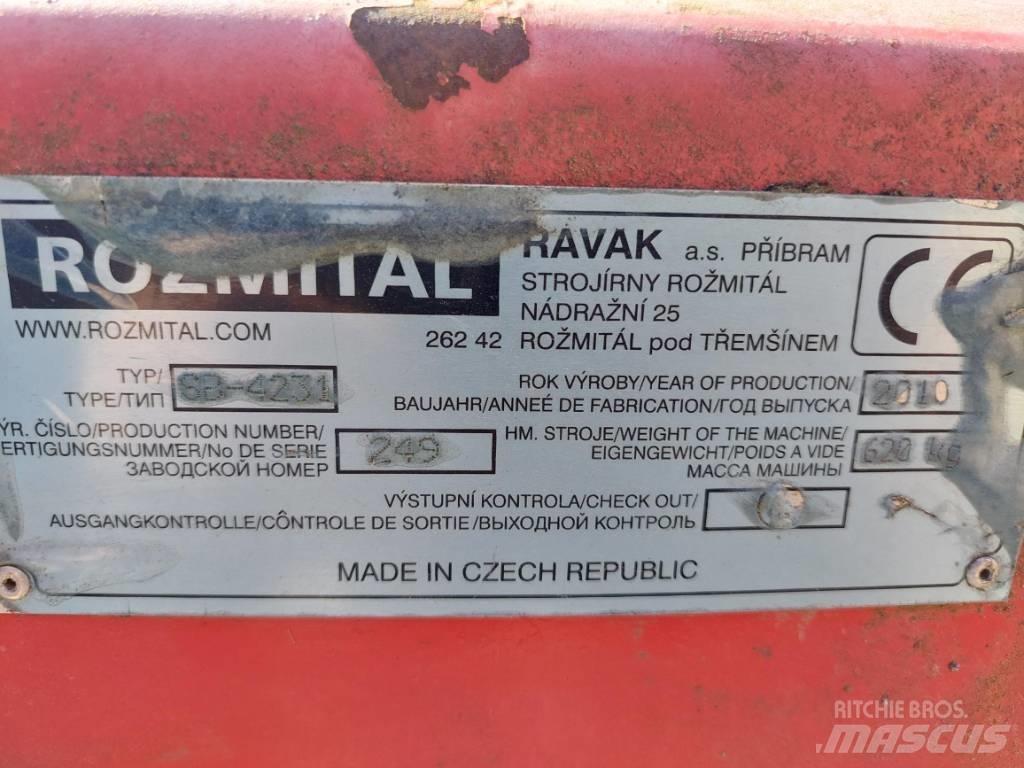 Rozmital SB 4631 Рядкові жатки