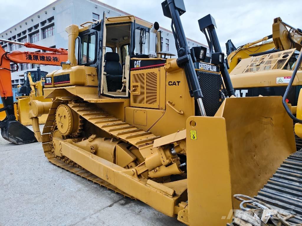 CAT D 7 R Гусеничні бульдозери