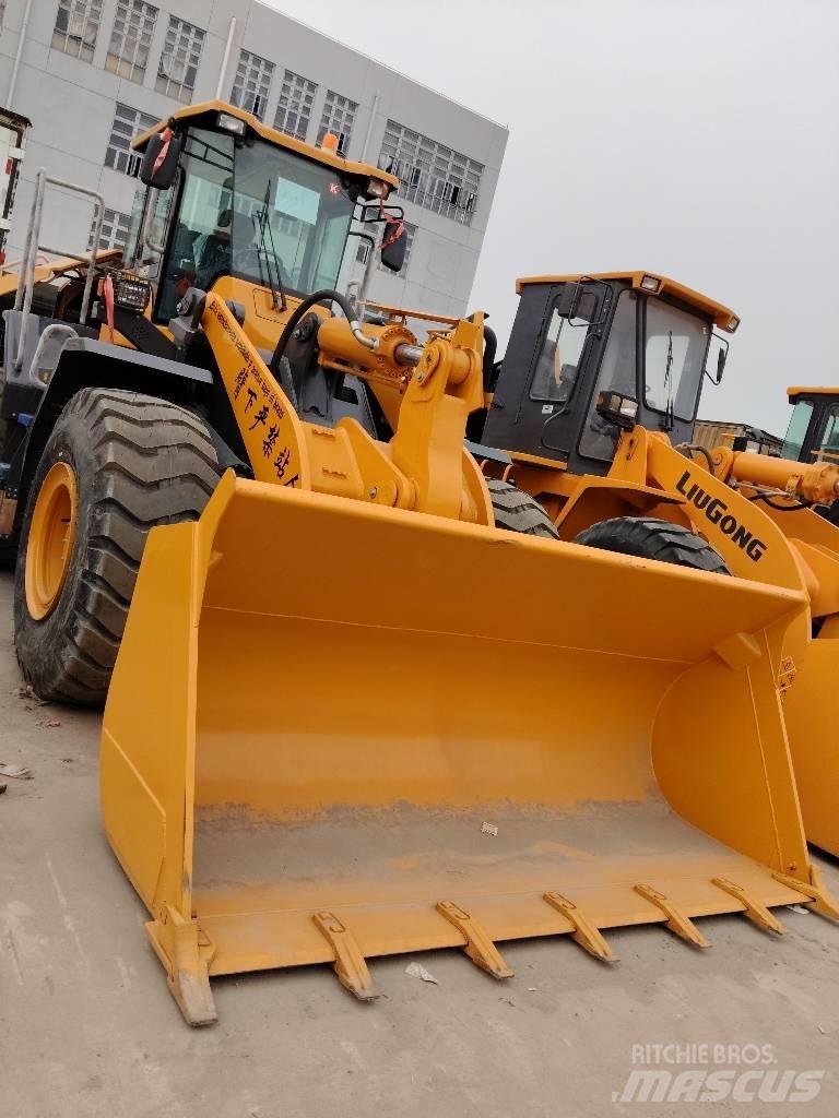 SDLG LG 958 F Фронтальні навантажувачі