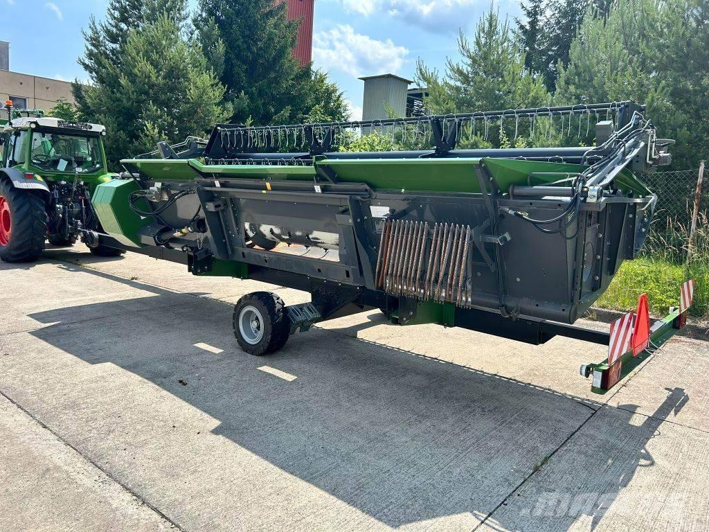 Fendt CORUS 522 MCS Зернозбиральні комбайни