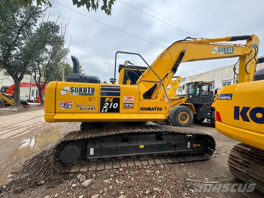 Komatsu PC 210 LCD-8 Гусеничні екскаватори