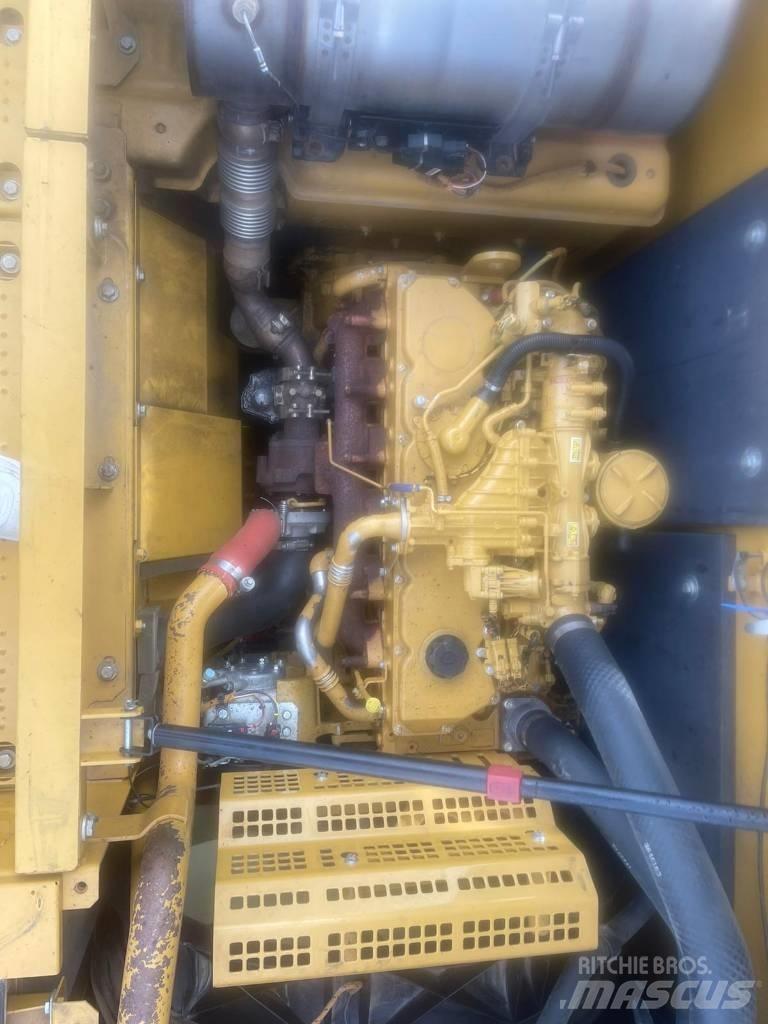 CAT 320 EL Гусеничні екскаватори