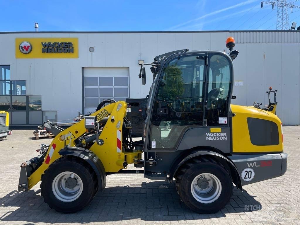 Wacker Neuson WL32 Фронтальні навантажувачі