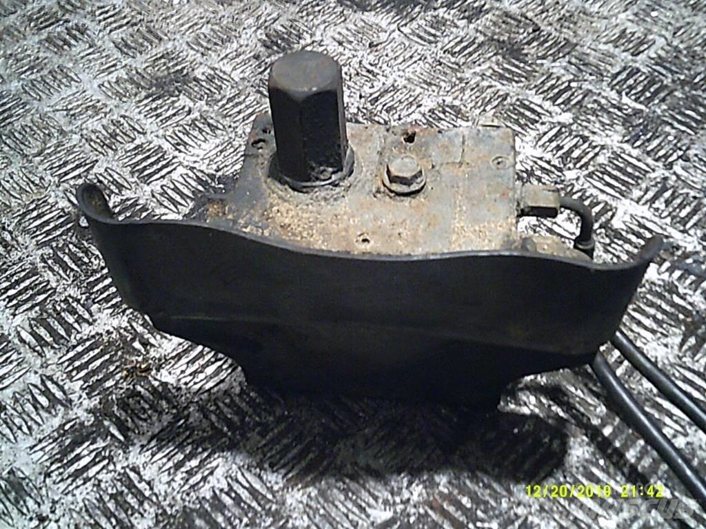 MAN TGS  81417236020 Гідравліка