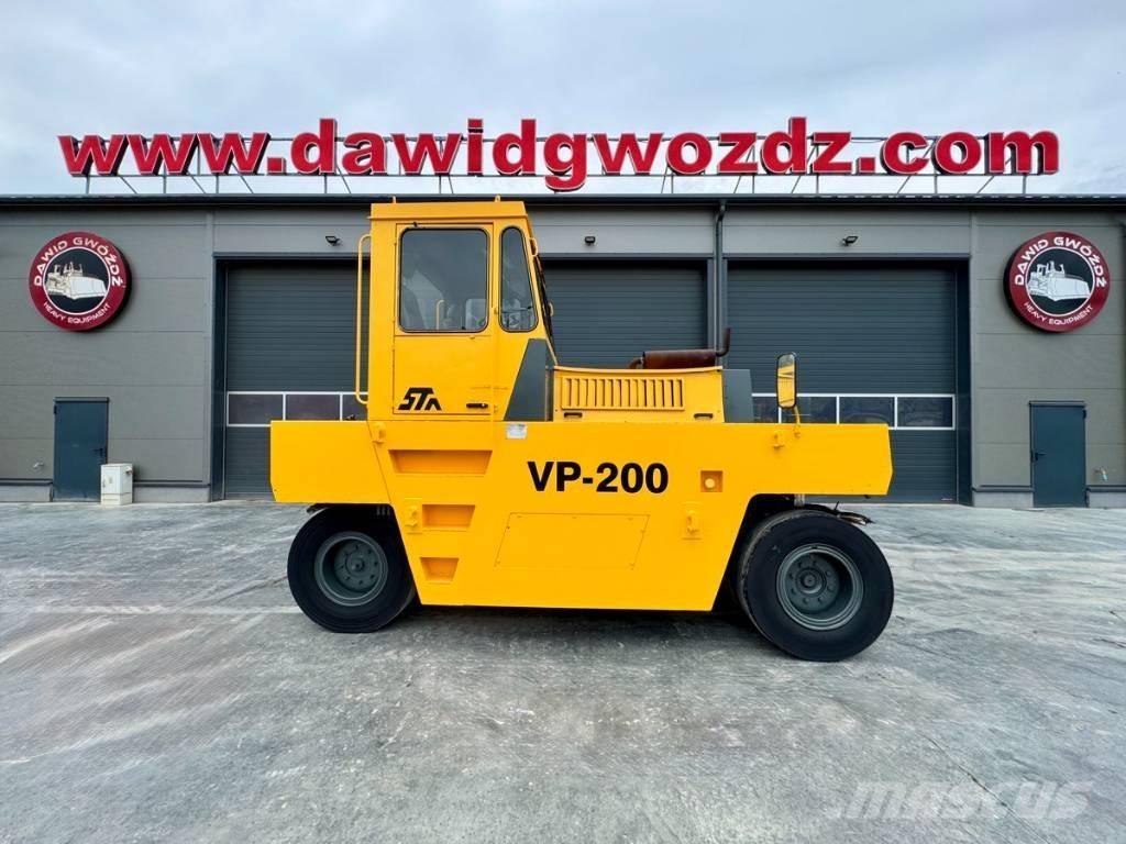 Stavostroj VP200 Пневматичні катки