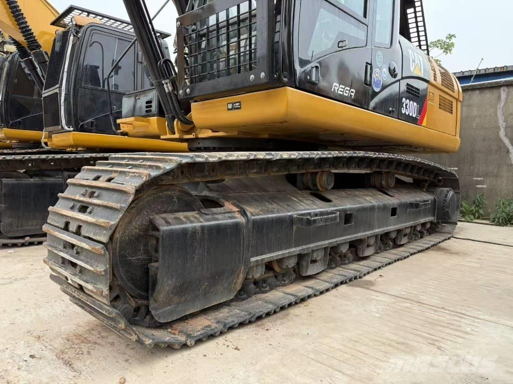 CAT 330 D2 Гусеничні екскаватори