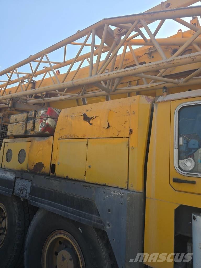 Liebherr LTM 1090 автокрани