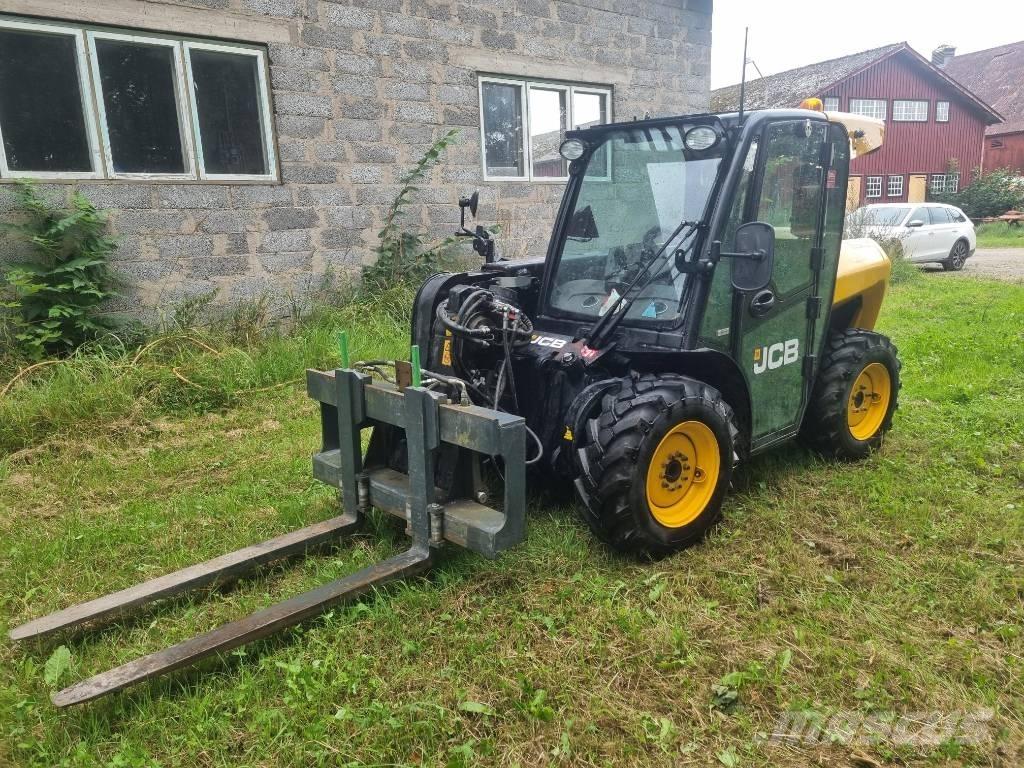JCB 516-40 Телескопічні навантажувачі
