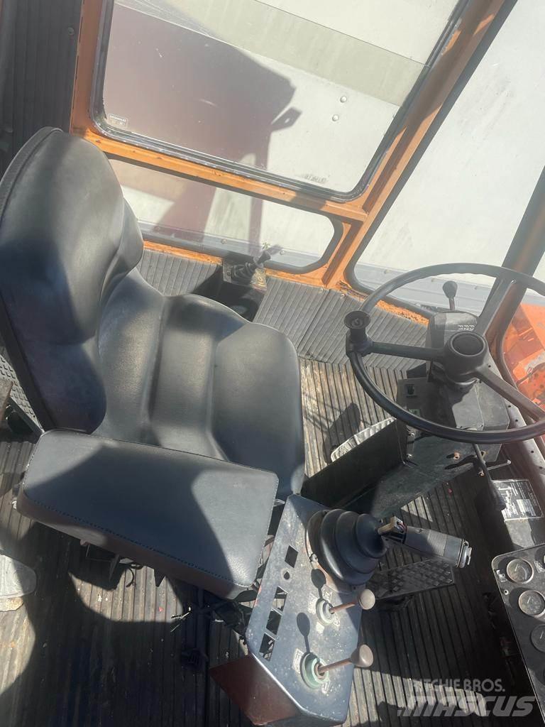 Valmet TD2212 Дизельні навантажувачі