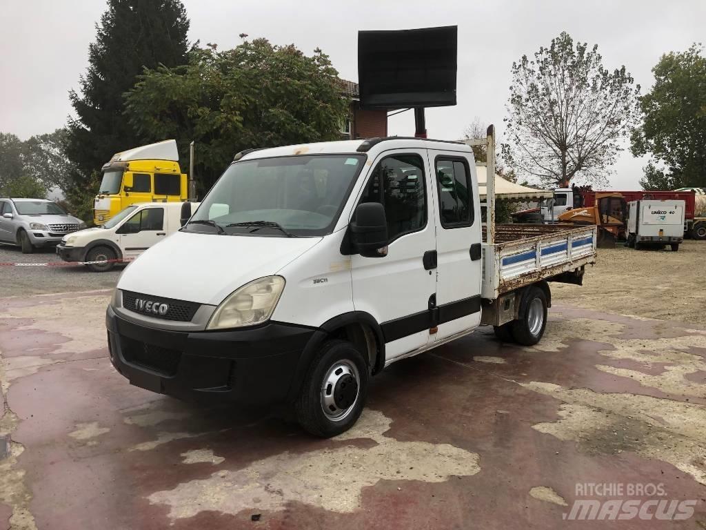 Iveco Daily 35-110 Фургони