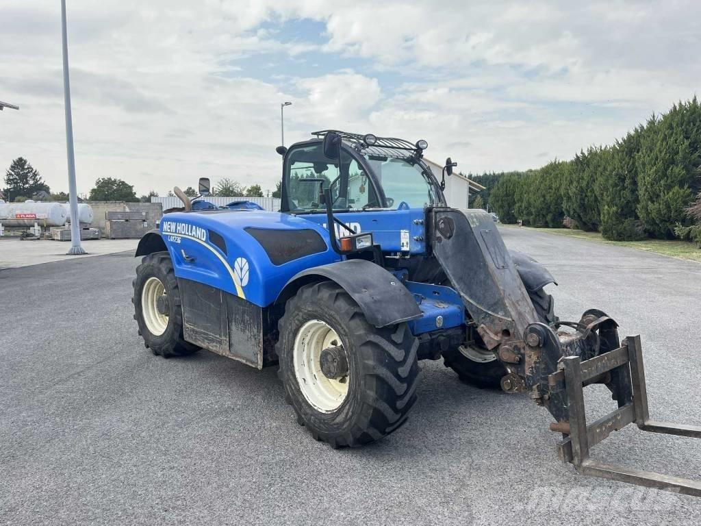 New Holland LM7.35 Телескопічний навантажувач