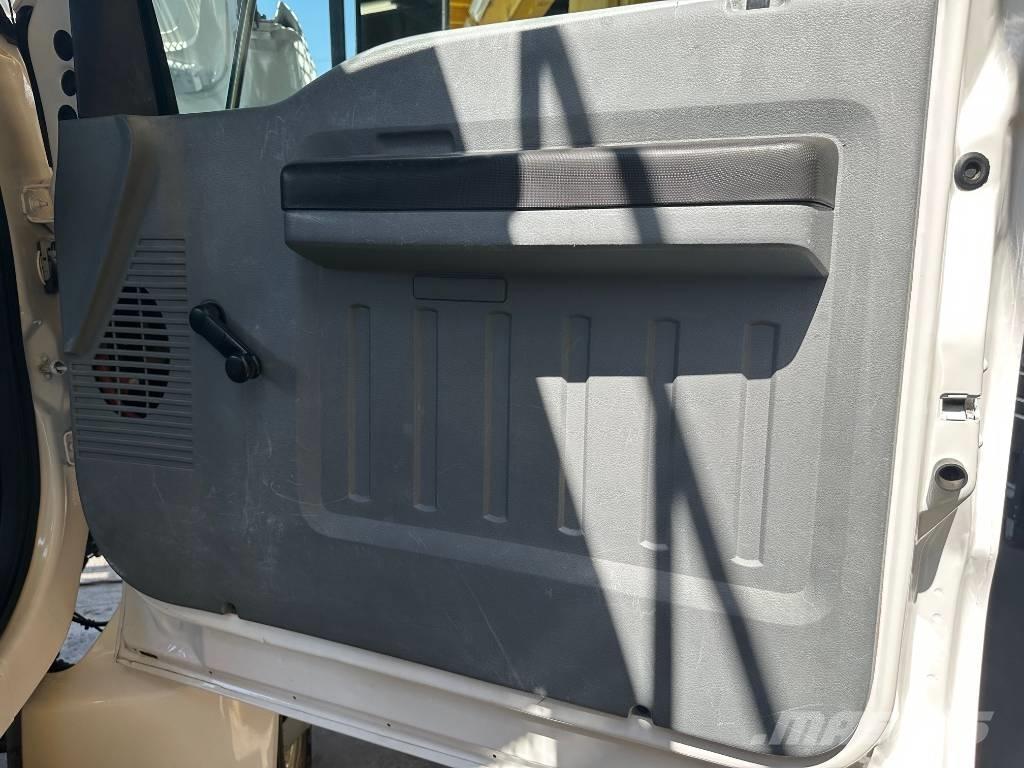 Ford F 750 SD Сільгосптехніка - Інші