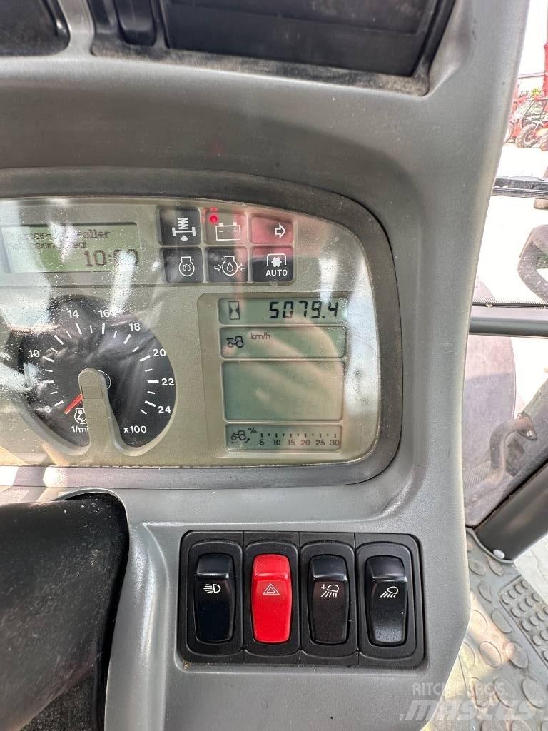 Deutz-Fahr M 620 Трактори
