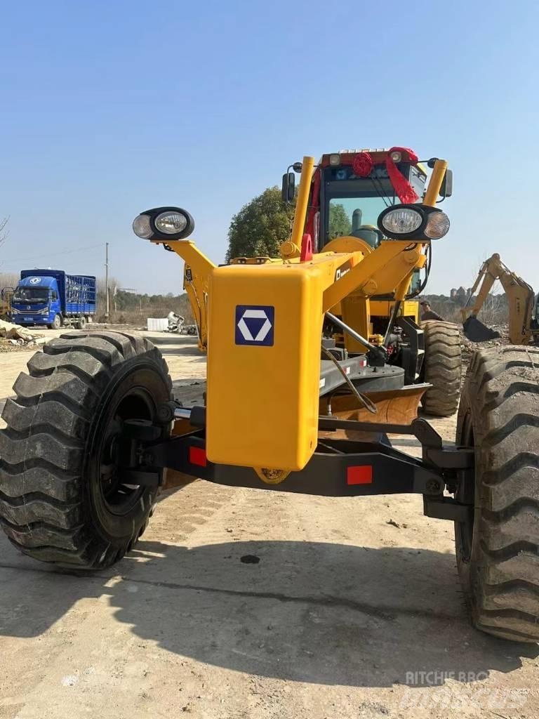 XCMG GR 2153 Грейдери
