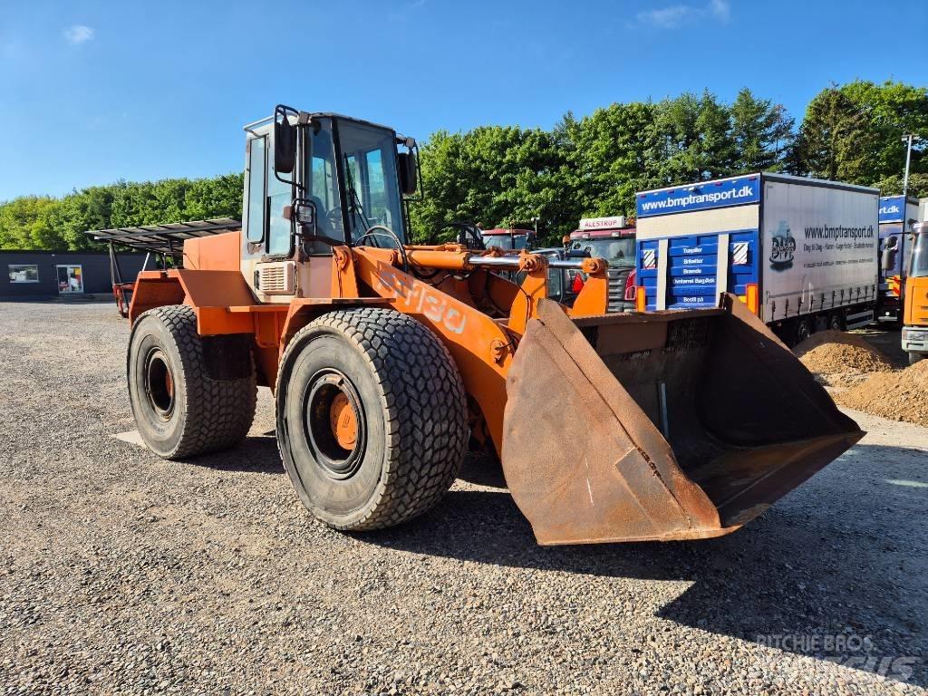 Hitachi FR 130 Фронтальні навантажувачі