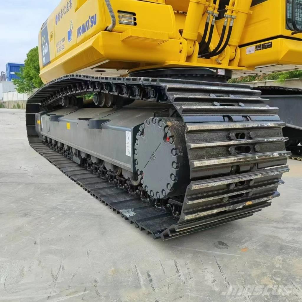 Komatsu PC 240 LC-8 Гусеничні екскаватори