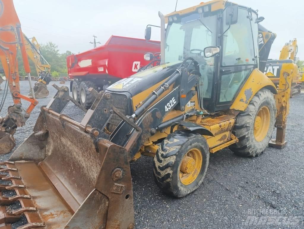 CAT 432 E 4x4 Екскаватори-навантажувачі