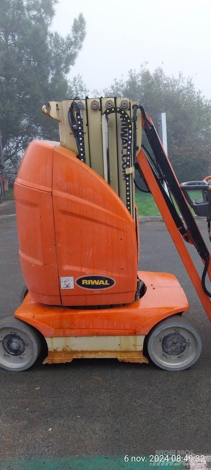 JLG T10E Інші підйомники і платформи