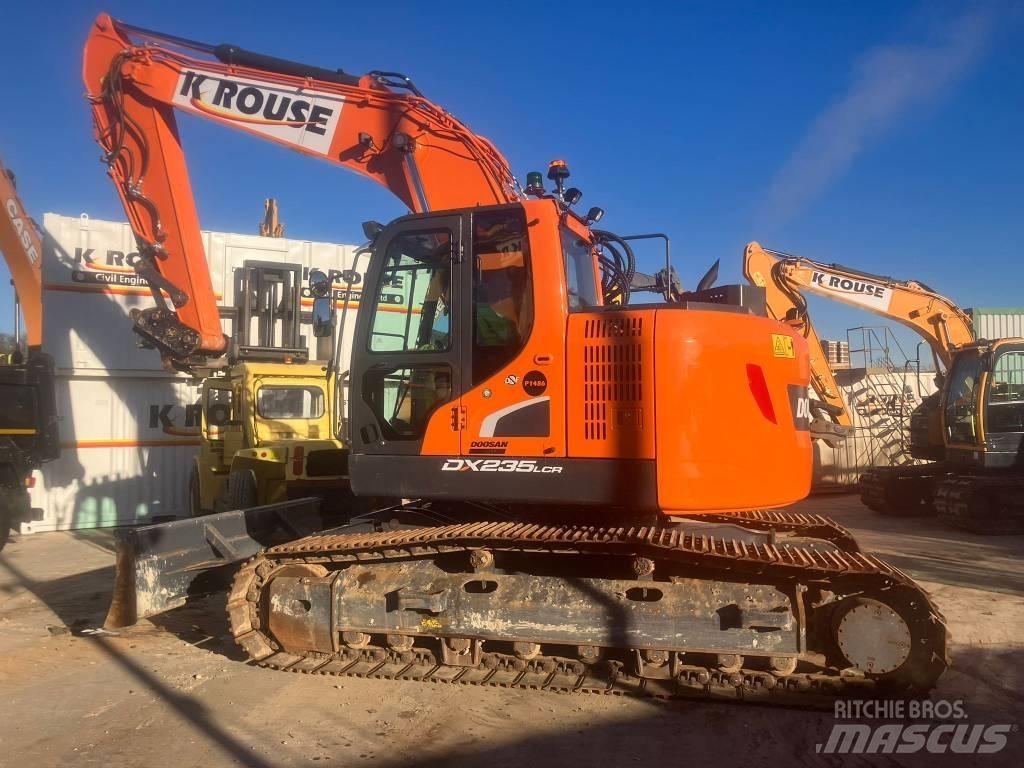 Doosan DX 235 LCR Гусеничні екскаватори