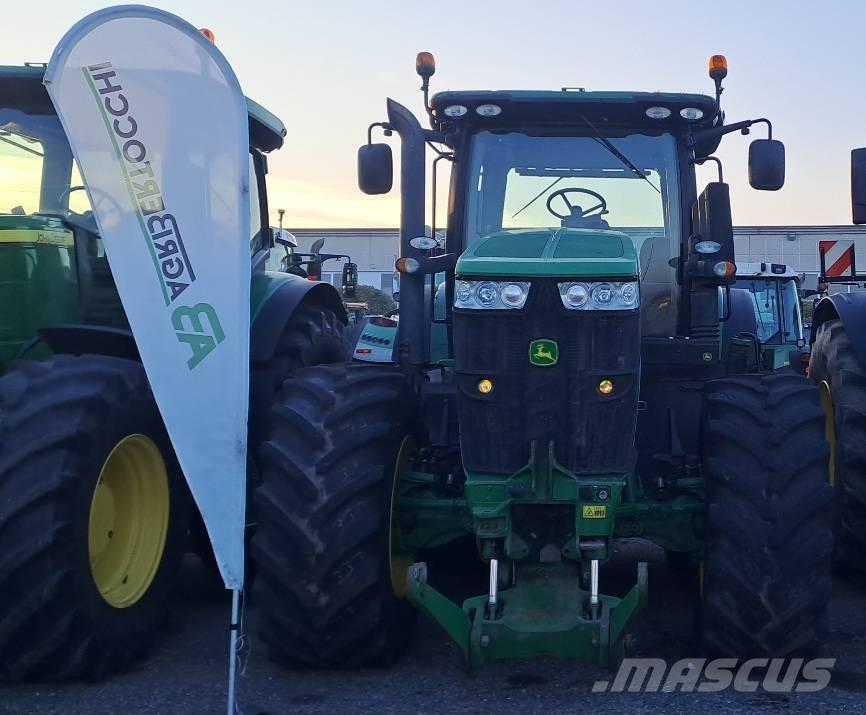 John Deere 7230 R Трактори