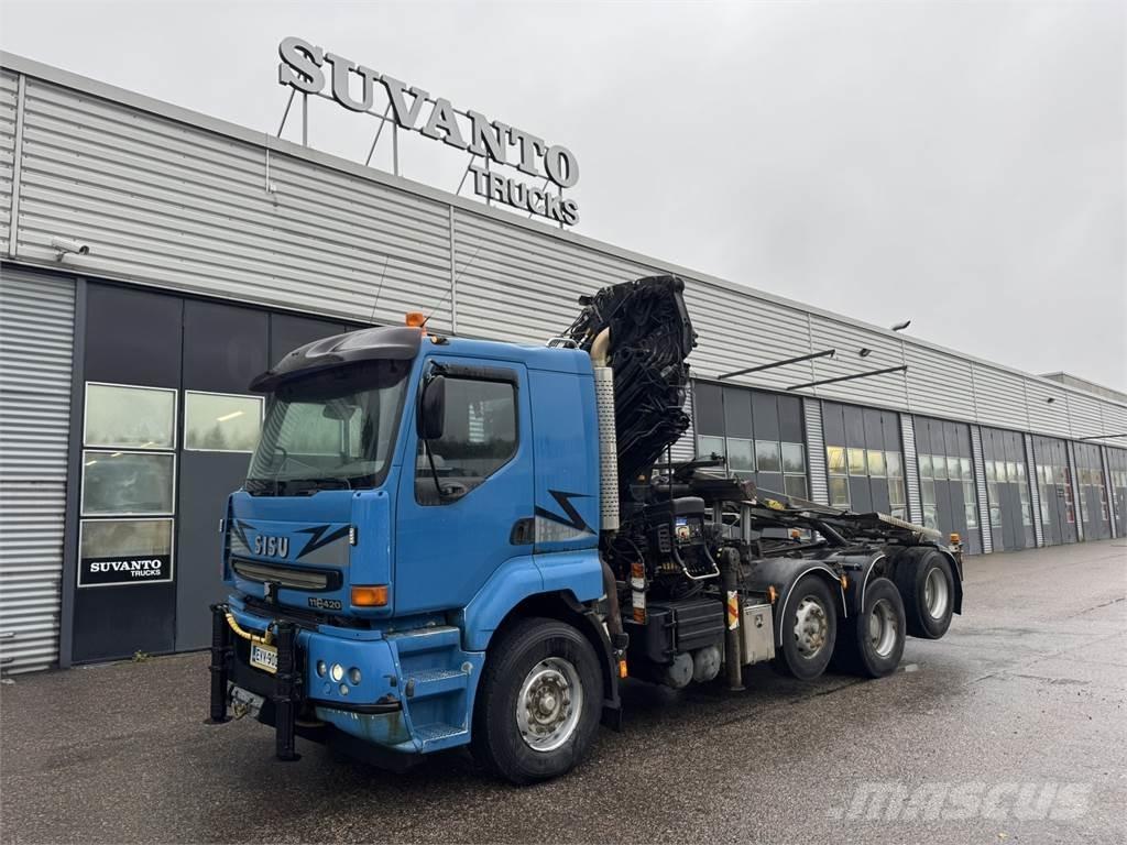 Sisu E11M Автокрани