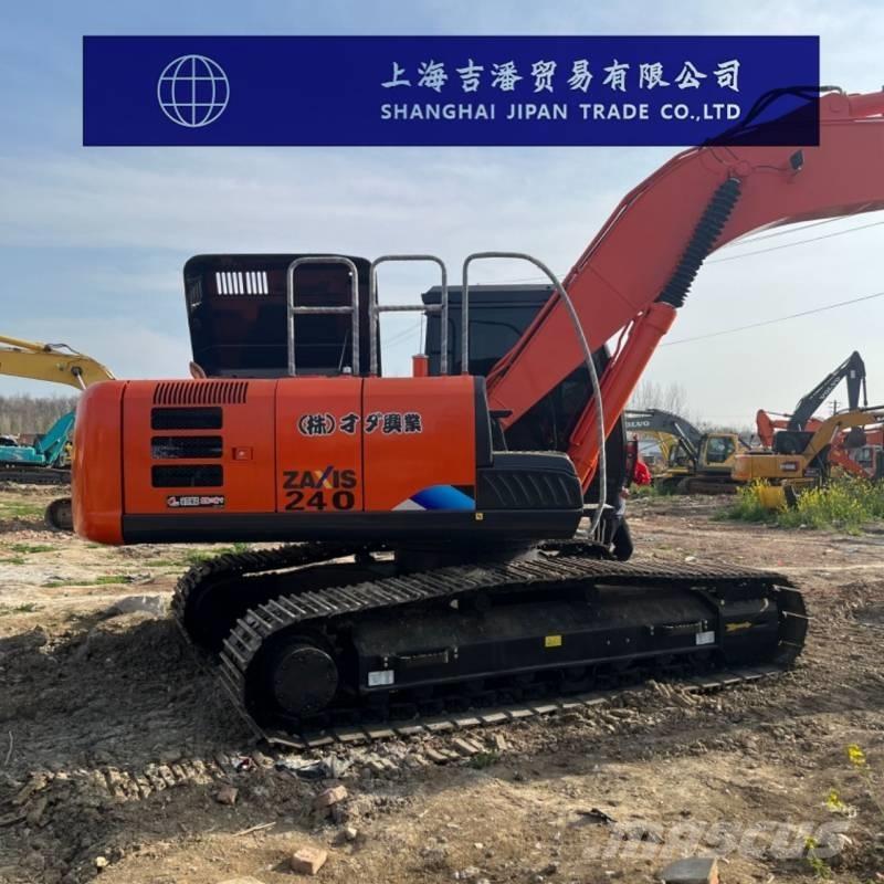 Hitachi ZX 240 Гусеничні екскаватори