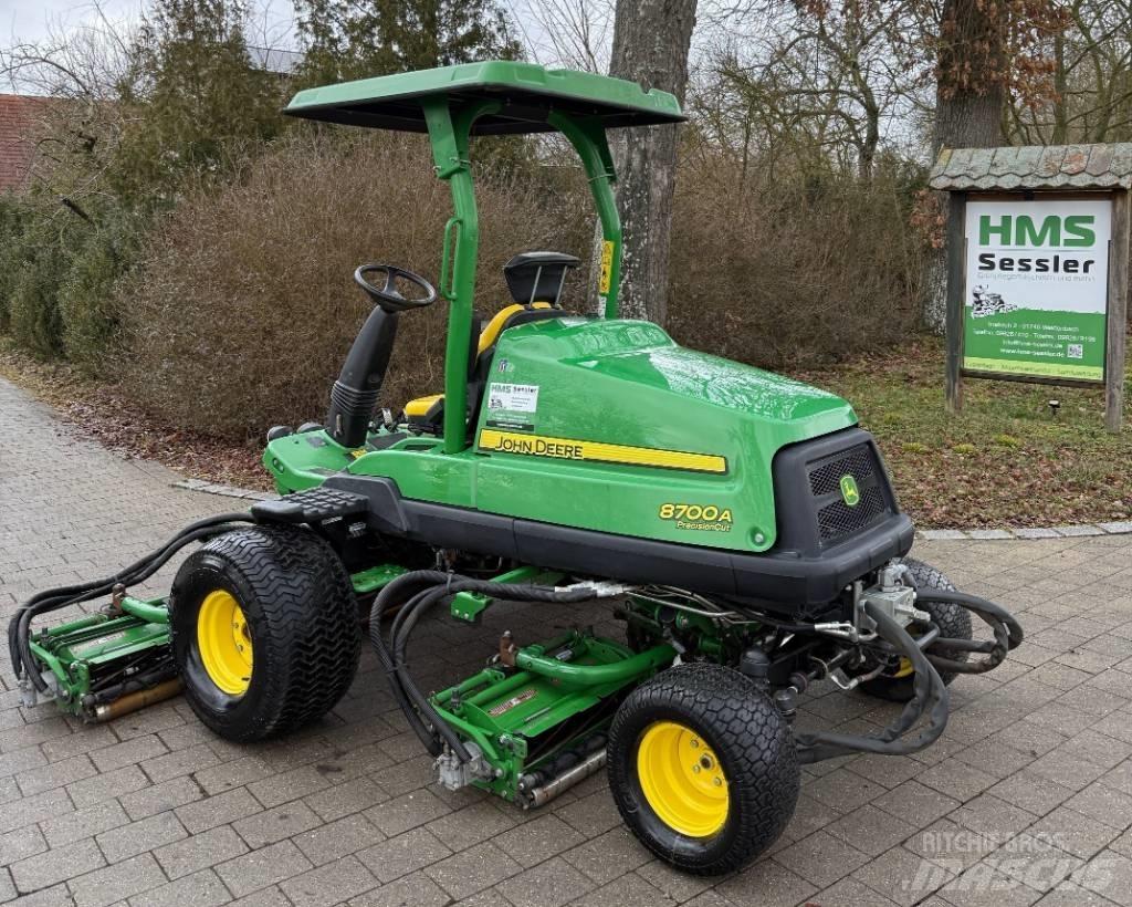 John Deere 8700 A Косарки фарватера