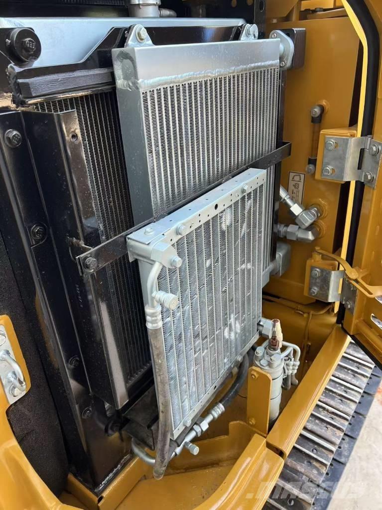 CAT 305.5 Міні-екскаватори < 7т