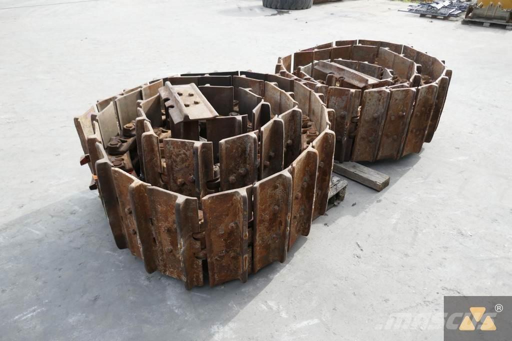 CAT D7R Trackgroup Шини