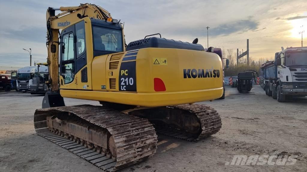 Komatsu PC 210 LC Гусеничні екскаватори