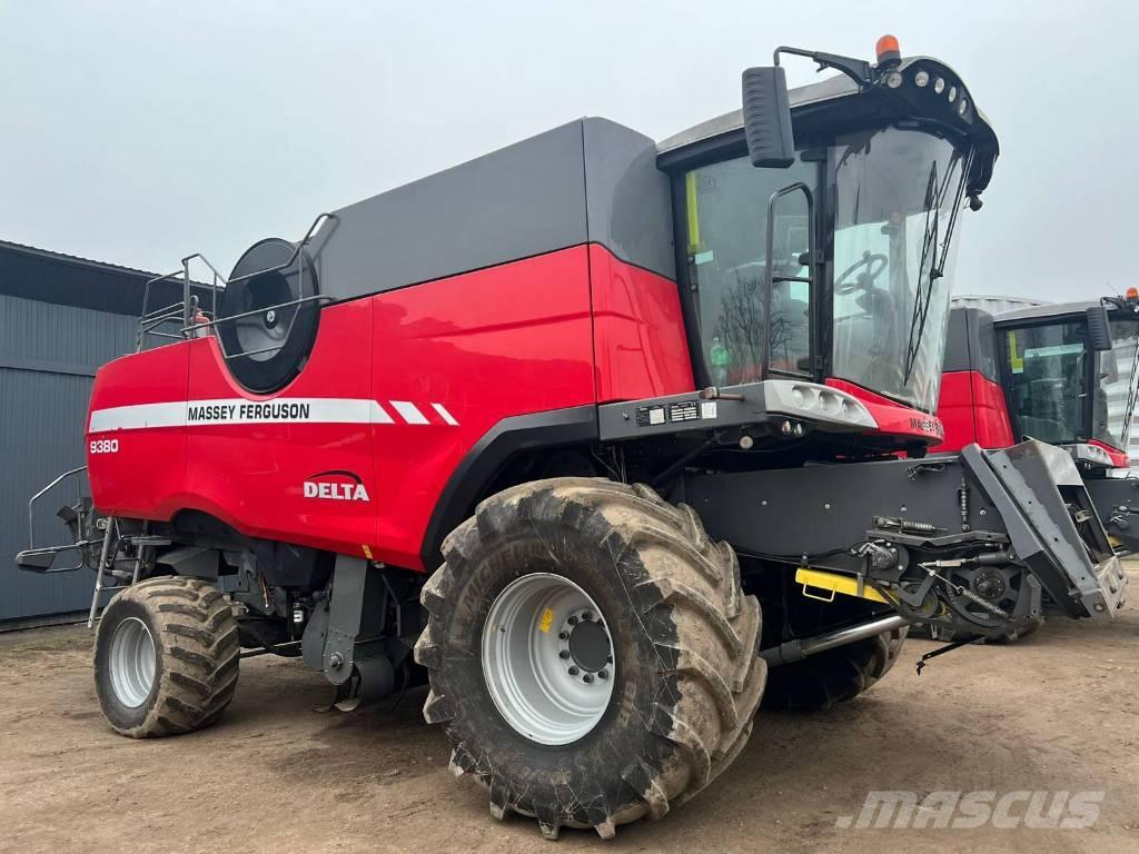 Massey Ferguson 9380 Зернозбиральні комбайни