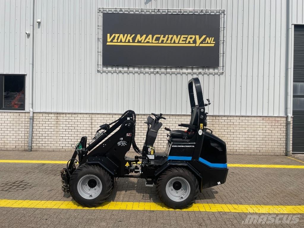 GiANT G 2200 E Фронтальні навантажувачі