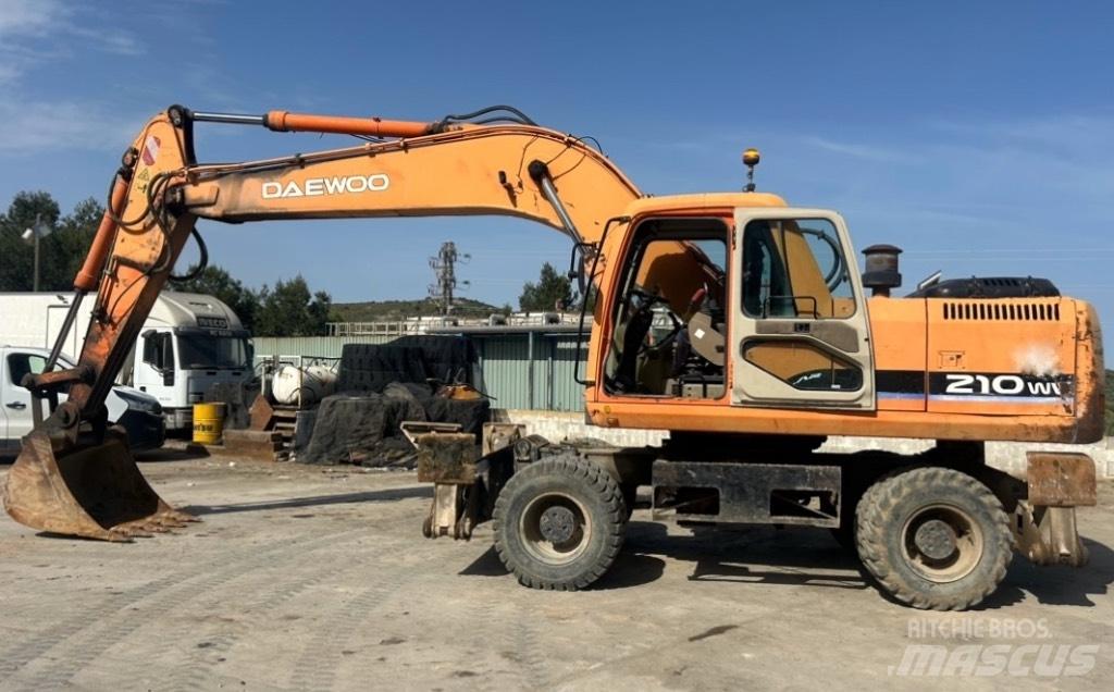 Daewoo Solar 210 W V Колісні екскаватори