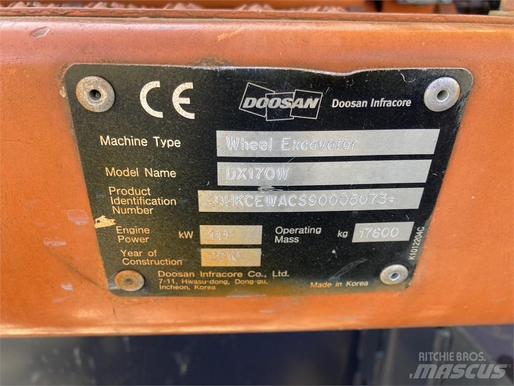 Doosan DX 170 W Колісні екскаватори