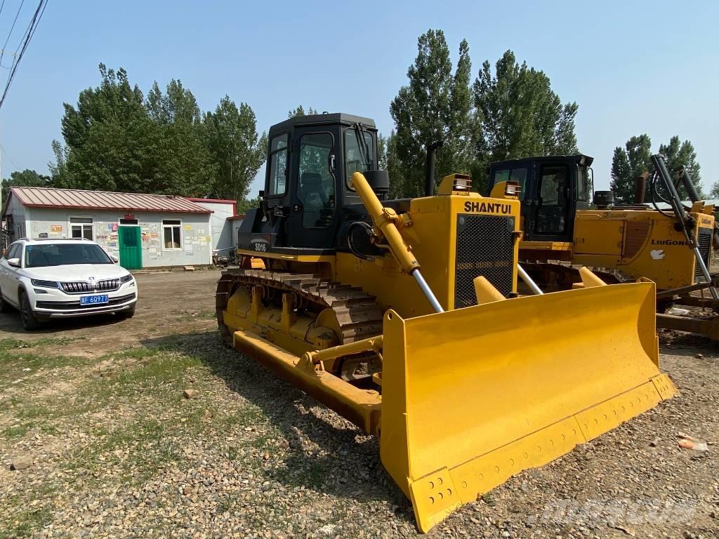 Shantui SD 16 Гусеничні бульдозери