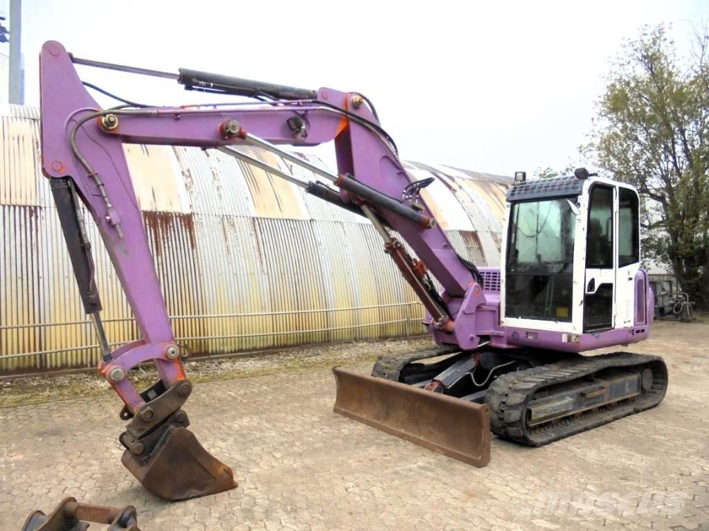 Hanix H 75 C Середні екскаватори 7т. - 12т.