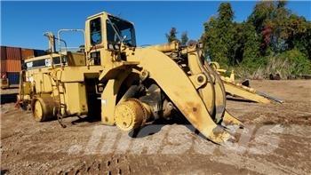CAT 988 F II Фронтальні навантажувачі